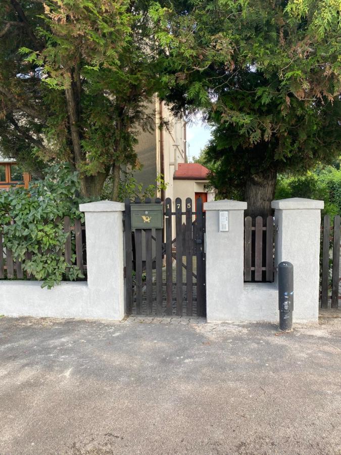 Apartament Czytelnia - Parking Gratis 波兹南 外观 照片